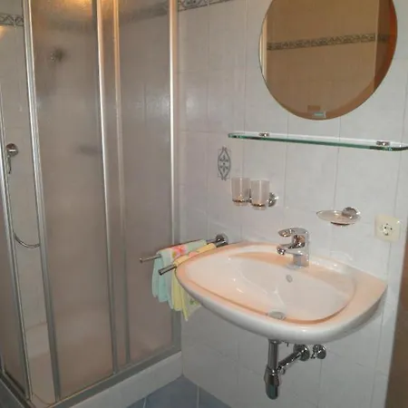 Bed & Breakfast Hagauhof 3*